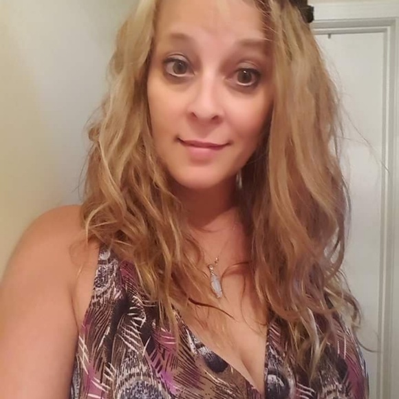 Meet your Posher, Jill - Picture 5 of 8